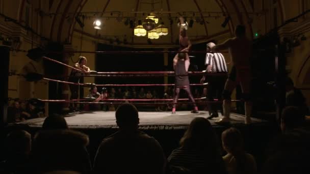 Pro Güreş Karşılaşması Akrobatik Armdrag Serisi Seyirci Pov — Stok video