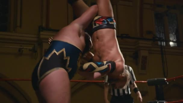 Pro Wrestling Match Câmera Lenta Corpo Slam — Vídeo de Stock