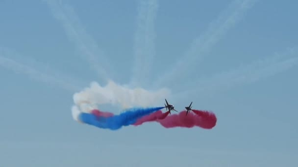 Airshow Röda Pilar Raf Royal Air Force Stunt Flygande Rök — Stockvideo