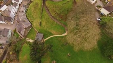 14. yüzyıl İngiliz kale kalıntıları, hava uçak görüntüleri, Totnes Castle, Devon İngiltere'de