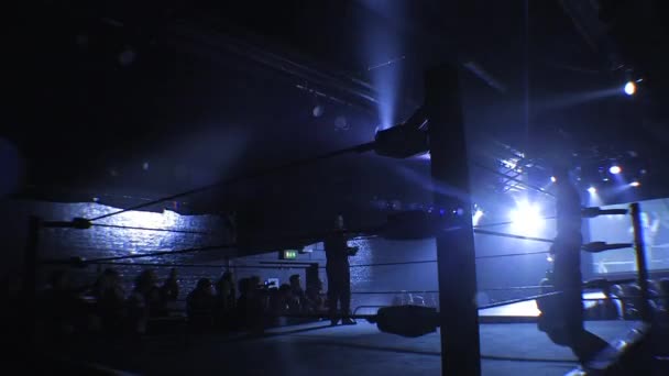 Empty Pro Wrestling Anillo Boxeo Con Luces Escenario Intermitentes — Vídeo de stock