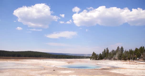 Paisaje Del Géiser Vapor Parque Nacional Yellowstone — Vídeos de Stock