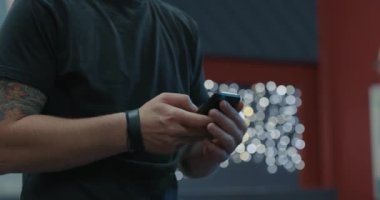 Kısa mesaj Smartphone göndermeden, manifatura kadar kapatın