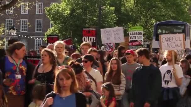 Manifestaciones Austeridad Reino Unido 2015 Bristol — Vídeo de stock