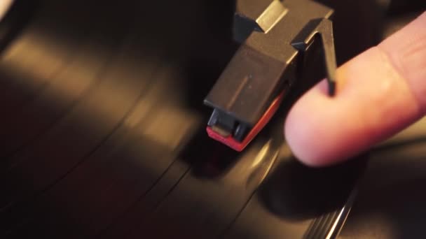 Dropping Naald Platenspeler Voor Vinyl Close — Stockvideo