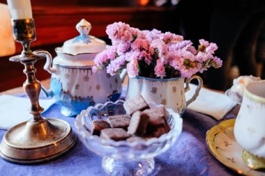 İç çiçekler Pastila fabrikası