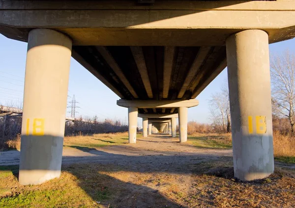 Bahn Brücke Über Den Fluss Charkiw Stadt Charkiw Ukraine — Stockfoto