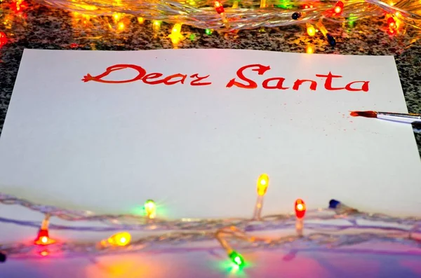 List Santa Farby Świateł Girlanda Tle — Zdjęcie stockowe