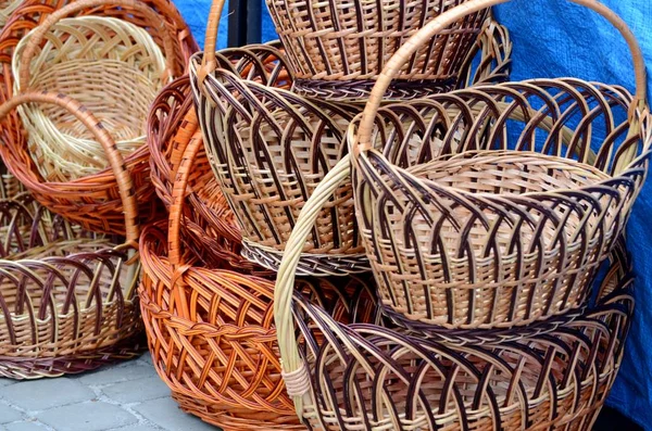 New wicker wicker baskets, traditional Easter basket