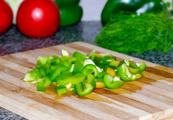 Juicy Ripe Sweet Pepper Sliced Pieces Salad Home Cooking — Stock Photo, Image