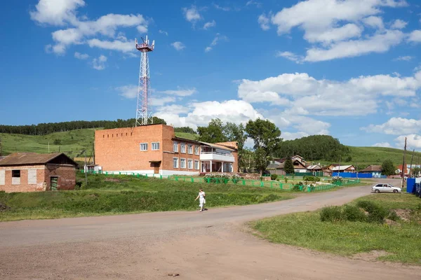 Parnaia Territorio Krasnoyarsk Junio 2018 Casa Cultura Pueblo Día Soleado — Foto de Stock