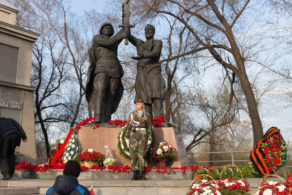 Krasnoyarsk Maj 2018 Monument Union Främre Och Bakre Firandet Segern — Stockfoto