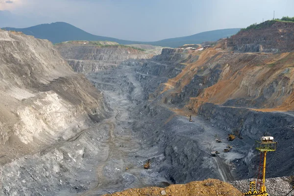 Nepheline Open Cut Ore Mine Work Shift Quarry Operation Located — Stock Photo, Image