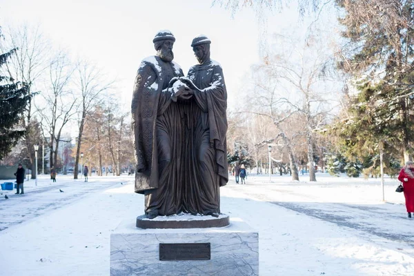 Novosibirsk Região Novosibirsk Novembro 2017 Monumento Aos Santos Pedro Fevronia — Fotografia de Stock