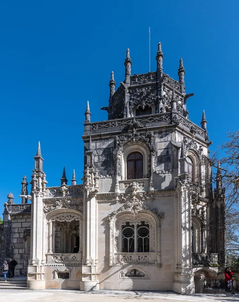 Vieux Château Près Sur Fond Ciel Bleu — Photo