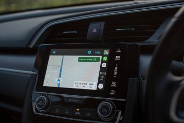 Udon Thani, Tayland - Eki 31, 2018: Multimedya üzerinde Araba Oyna 