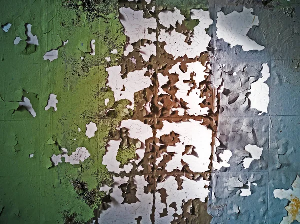 Yakın çekim metal duvar üzerinde kırık boya — Stok fotoğraf