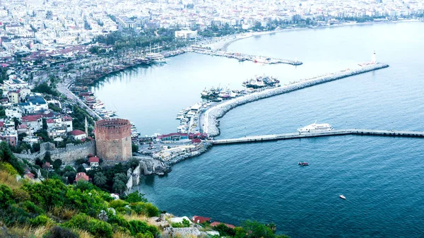 Vista sobre Alanya y montañas — Foto de Stock