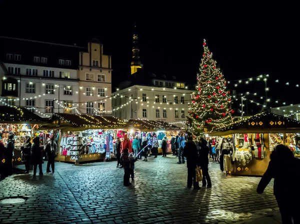Рождественская ярмарка в Таллинне . — стоковое фото