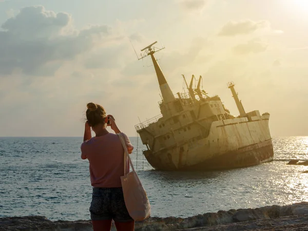 Antiguo barco en Chipre — Foto de Stock