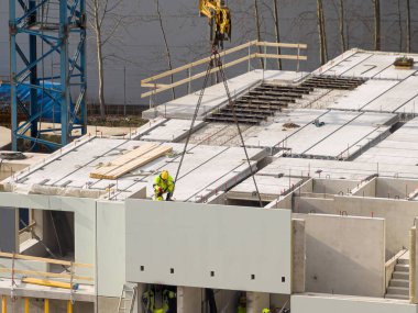 Vinç bina çok katlı ev ile Müteahhitler. 