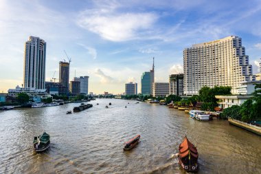 Bangkok Chao phraya Nehri cityscape