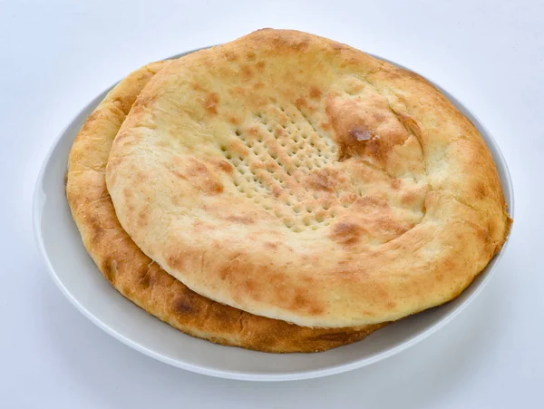 Taftan, lezzetli, yumuşak ve kabarık düz ekmek
