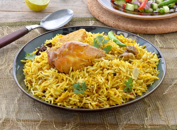 Biryani Kurczaka Bardzo Smaczne Pyszne Jedzenie — Zdjęcie stockowe