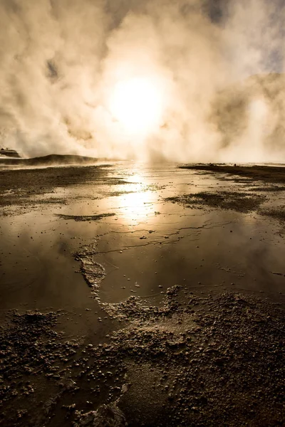 Восход Солнца Фумаролами Высоте 4400 Над Уровнем Моря Гейзеры Эль — стоковое фото