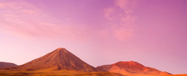 Vulcão Licancabur Pôr Sol San Pedro Atacama Deserto Atacama Chile — Fotografia de Stock