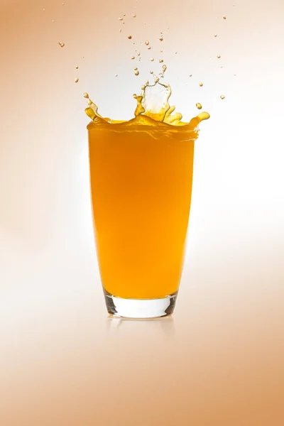 Salpicar Vaso Jugo Naranja — Foto de Stock