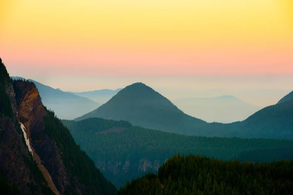 Panoramatický Pohled Národní Park Mount Rainier Při Západu Slunce Washington — Stock fotografie