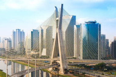 Gün batımında Sao Paulo silueti, Brezilya