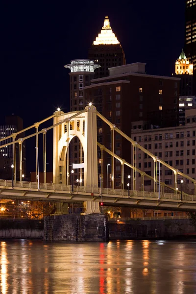 Roberto Clemente Bridge Allegheny River Pittsburgh Pennsylvania — Foto de Stock