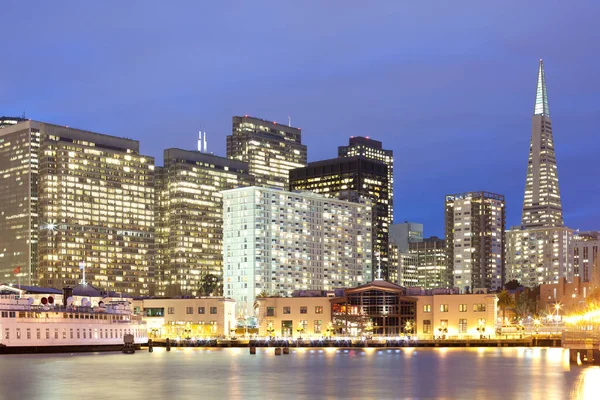 Skyline Von Gebäuden Finanzdistrikt San Francisco Bei Nacht Kalifornien Vereinigte — Stockfoto