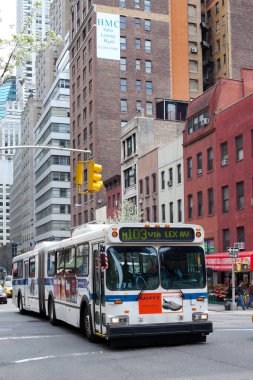 Manhattan, New York, ABD - Lexington Bulvarı 'ndaki halk otobüsü.