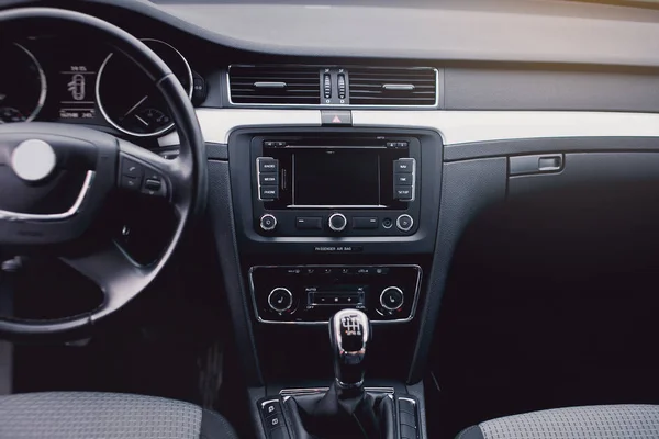 Interior Del Coche Lujo Volante Palanca Cambios Tablero Instrumentos — Foto de Stock