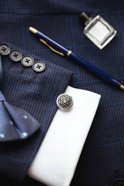 Luxury Fashion Men Cufflinks Accessories Tuxedo Butterfly Tie Handkerchief Smartphone — Stock Photo, Image
