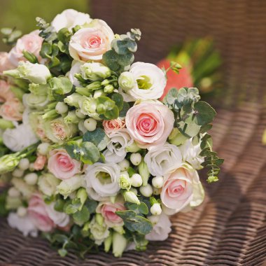 Güzel bir düğün buketi, düğün çiçekçisi. Şık bir gelin buketi..