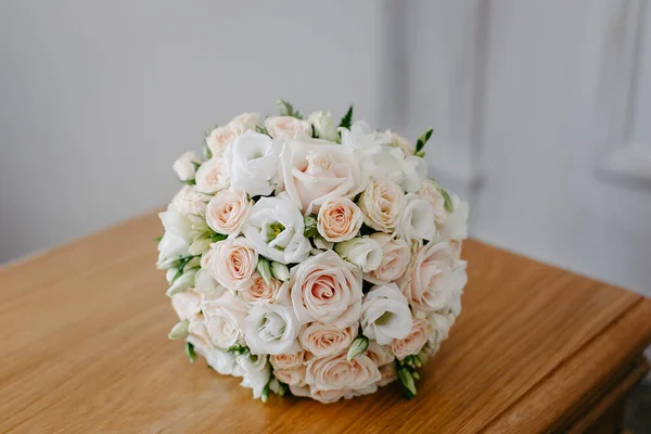 Γαμήλιο Μπουκέτο Λουλουδιών — Φωτογραφία Αρχείου