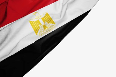 Beyaz backg üzerinde metin için copyspace ile kumaş Mısır bayrağı