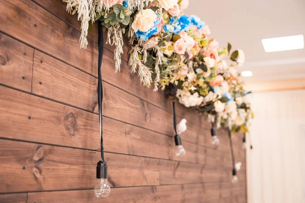 wedding decor with light bulbs