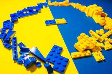 oyuncak tuğlabir daire yapma