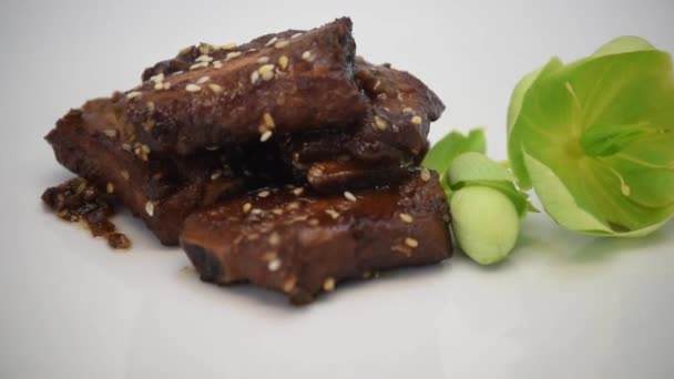 Chinese Ribben Sesame Eten Varkensvlees — Stockvideo