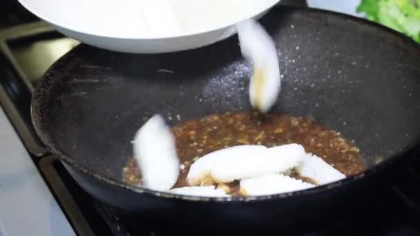 Cocina Wok Calamar Cocina Alimentos — Vídeo de stock