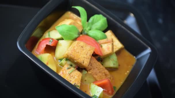 Prato Comida Curry Tofu Prato Refeição — Vídeo de Stock