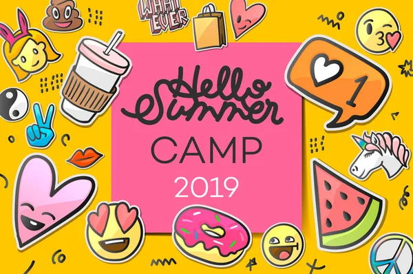 Summer Camp 2019 per bambini poster creativo e colorato con adesivi emoticon, illustrazione vettoriale — Vettoriale Stock