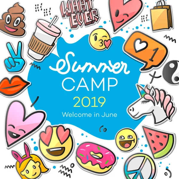 Sommar Camp 2019 för barnen kreativa och färgglada affisch med smiley klistermärken, vektor illustration — Stock vektor