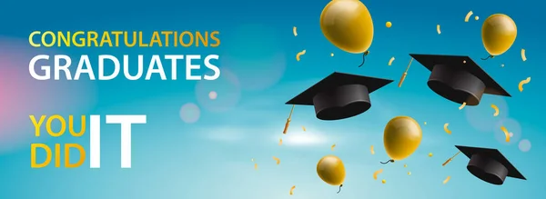 Gratulacje absolwentów 2019, czapki, balony i konfetti na tle błękitne niebo. Czapki wyrzucone. Tło celebracji, ilustracja wektorowa. — Wektor stockowy