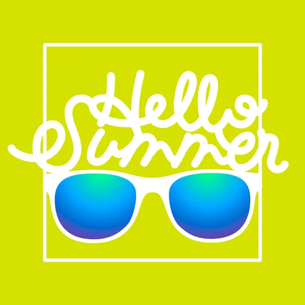 Olá Summer letras desenhadas à mão. Modelo do logotipo. Etiqueta tipográfica isolada com ícone de texto e óculos de sol, ilustração vetorial . — Vetor de Stock